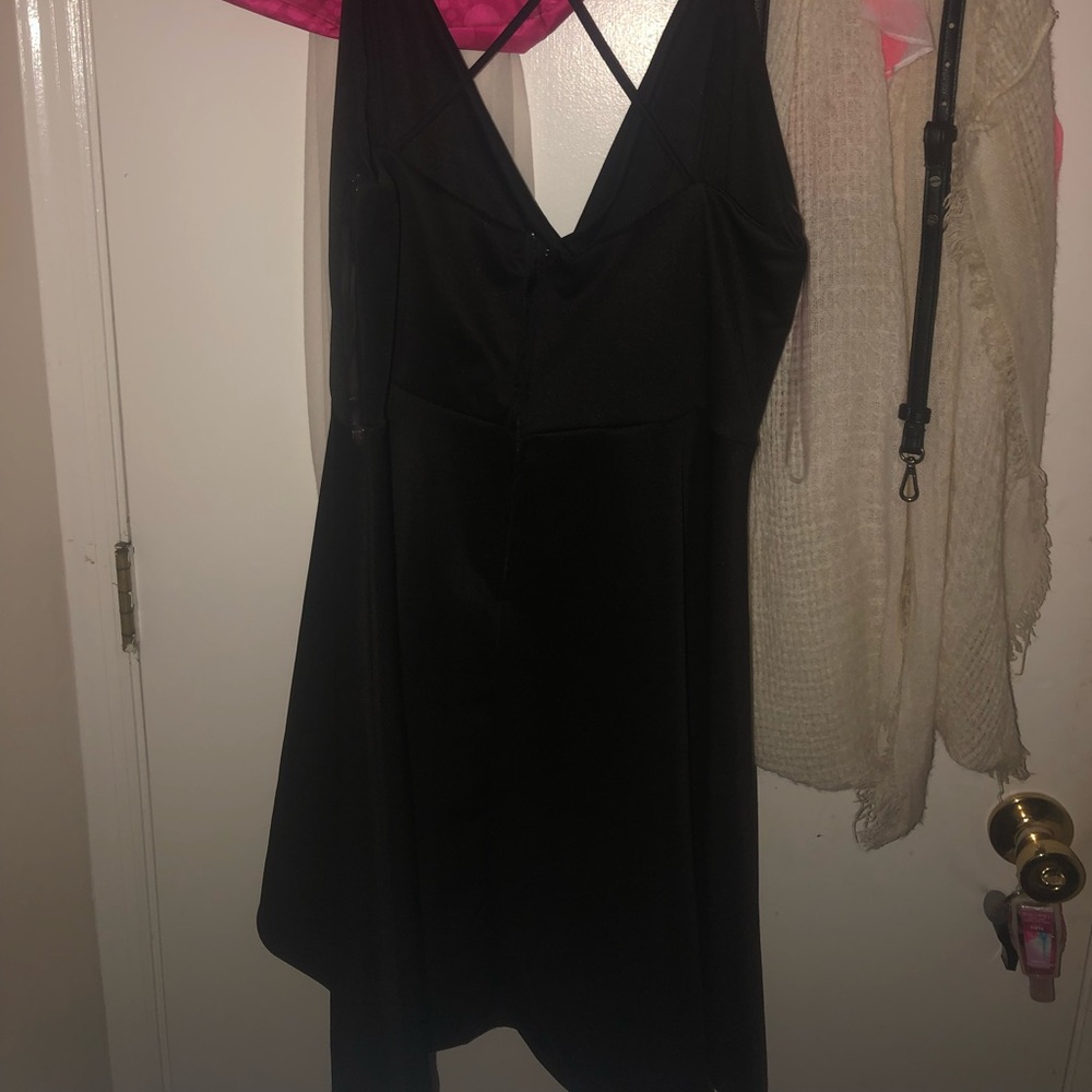 Dress - Picture 2 of 3